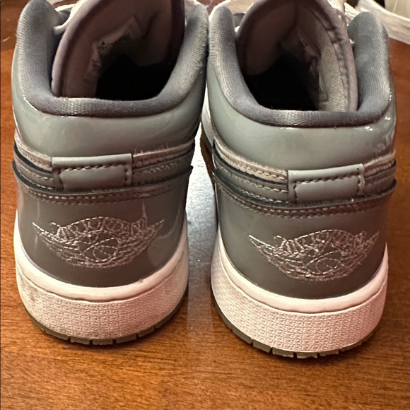 Nike Jordan 1Low-Top Sneakers in Gray and White - Picture 2 of 5